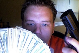 Иностранный налетчик, ограбивший банк в Запорожье, прислал  «явку с повинной»