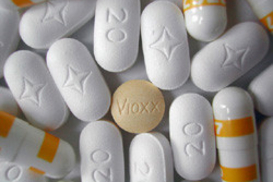 В аптеке больше всего поддельных антибиотиков