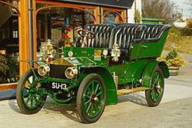 Старейший в мире автомобиль уйдет с молотка (фото)