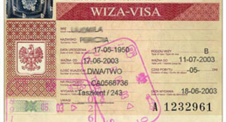 На польской границе растянулись огромные очереди