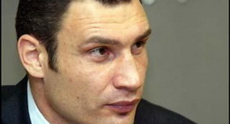 Киевсовет незаконно раздал 1 тыс. га земли – В.Кличко