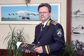 Ректор НАУ уличен в финансовых махинациях