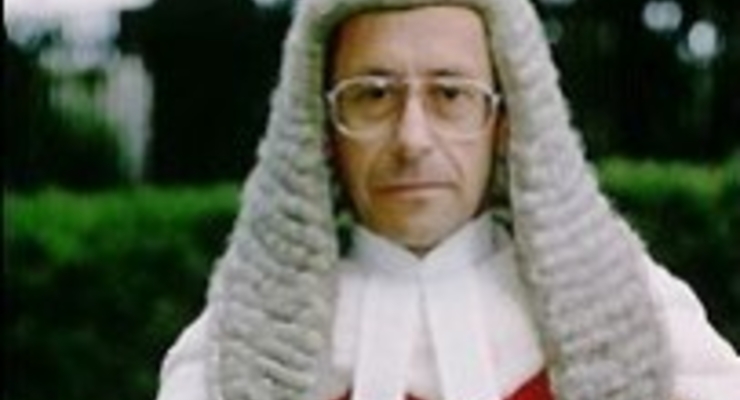 Британский судья предлагает брать ДНК у всех туристов