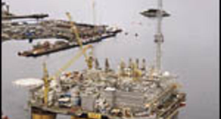 Бензин будет дорожать. Россияне рассчитывают новую цену нефти