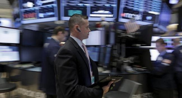 Цены на нефть вернулись к падению после 10-процентного роста