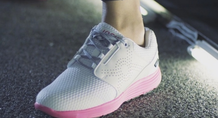 Samsung запустит бренд спортивной смарт-обуви IoFIT: видео