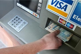 Проминвестбанк ввел лимит на снятие наличных в банкоматах