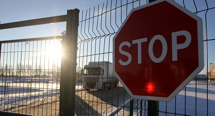 Польша и РФ договорились о переходном периоде для грузовиков