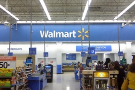 Ритейлер Walmart получил убытки впервые за 35 лет