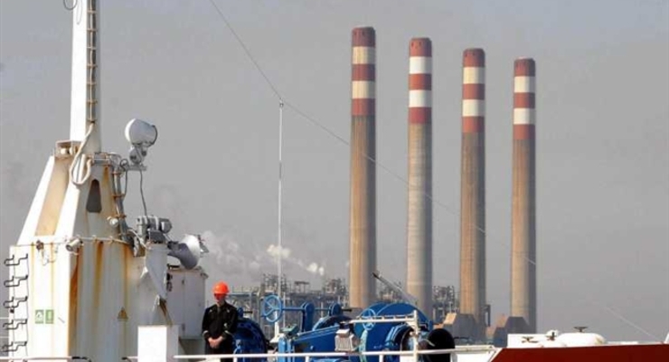 Иран планирует привлечь в нефтепромышленность до $15 млрд