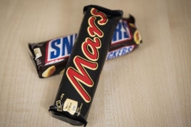 В Германии изымают из продажи батончики Mars и Snickers