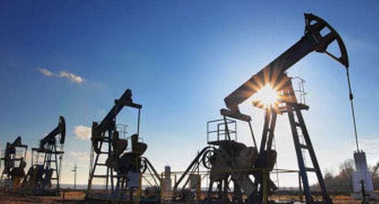 Нефть торгуется разнопланово отыгрывая данные Минэнерго США