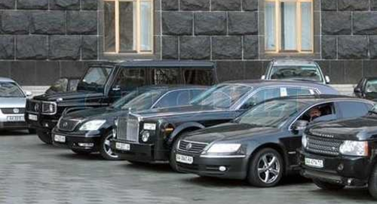 Стало известно, во сколько обходится содержание автомобилей Администрации Президента