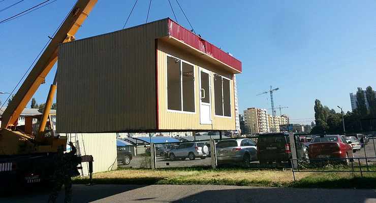 Стало известно, сколько Киев в 2015 потратил на демонтаж незаконных МАФов