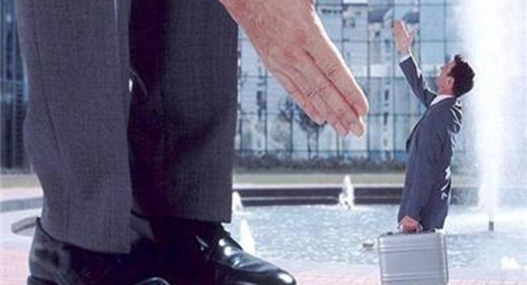 Большие должники: каким банкам НБУ протянул руку помощи