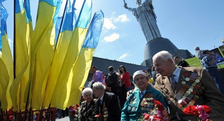 Кабмин утвердил размеры выплат ветеранам к 9 мая