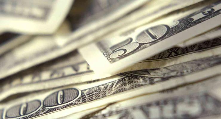 НБУ обвинил праздники во взлете курса доллара