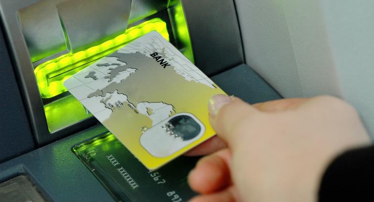 Где открывают лимиты на кредитные карточки