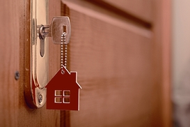 Как правильно заключать сделки при покупке квартиры