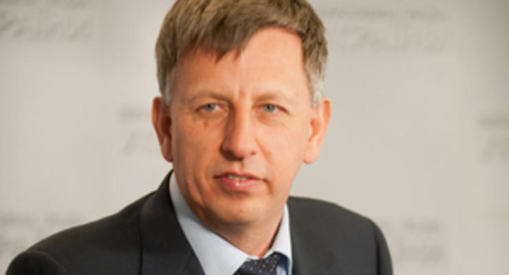 Владимир Макеенко призывает провести публичное заседание регламентного комитета