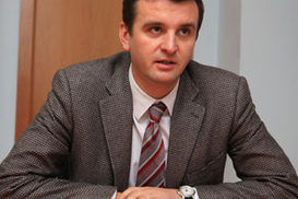 "В 11-м классе я уже заработал сумму, достаточную для покупки квартиры и машины" Владимир Колодюк -- 34 года, владелец Unitrade