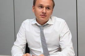 Андрей Кавка, руководитель отдела маркетинга департамента мобильных телекоммуникаций "Самсунг Электроникс Украина": "Статус -- э