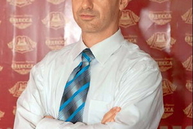 Макс Полиав, председатель правления ЗАО «Одесский завод шампанских вин» (входит в Gruppo Campari): «Материальные ценности занима