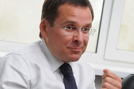 Глава правления "Астра Банка" Михаил Власенко: "Деньги сейчас -- дефицит"