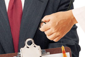 Чем чреваты дорогие медицинские страховки