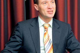 Григорий Овчаренко, генеральный директор КУА "Сократ": "Деньги позволяют действовать"