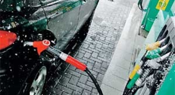 Бензином занялось правительство: лучше не будет