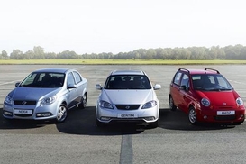 Украина отменила спецпошлину на импорт авто из Узбекистана