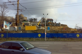 Экс-регионал полузаконно строит высотку в центре Киева