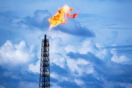 Лицензии на 2 нефтегазовых участка проданы неизвестным компаниям