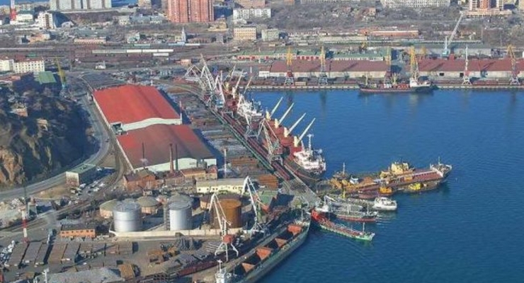 Подписан договор о строительстве терминала в порту Южный