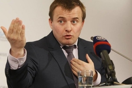 Демчишин опубликовал декларацию о доходах за 2015 год