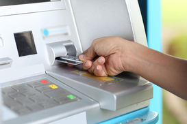 В Украине сократилась платежная инфраструктура (инфографика)