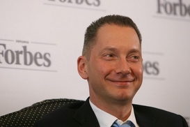 Доходы Ложкина сократились в 150 раз: Глава АП представил налоговую декларацию