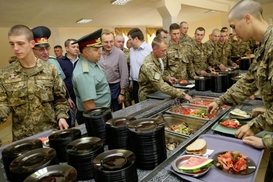 Подрядчиками Минобороны стали проигравшие в торгах фирмы