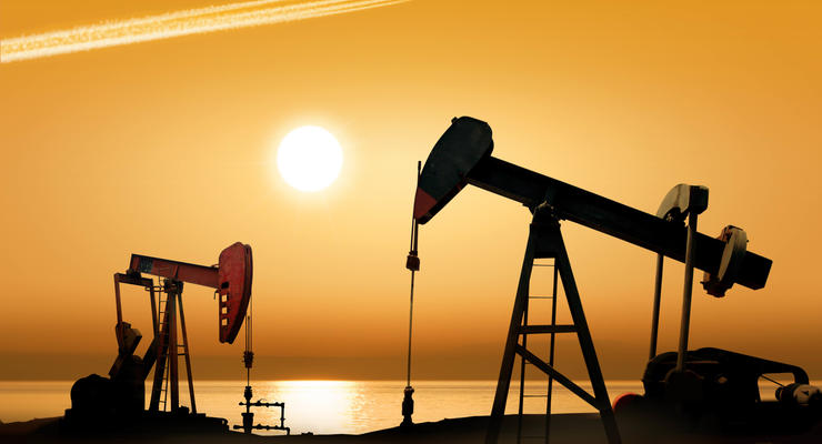 Цены на нефть растут на надеждах инвесторов о заморозке добычи