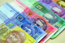 Все выше и выше: оклады чиновников с 1 мая возрастут