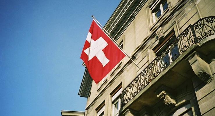 Швейцария проверит свои банки на причастность к Панамским документам - Reuters