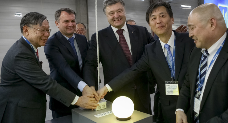 Порошенко: Для увеличения инвестиций нужно вернуть Крым