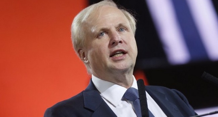 Награждают по заслугам: акционеры нефтегазовой компании не хотят платить зарплату гендиректору