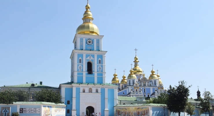 Под Михайловской площадью в Киеве хотят незаконно построить паркинг