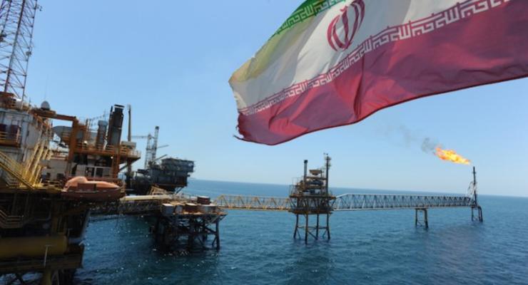 Заморозке не быть: Иран хочет достичь досанкционного уровня добычи нефти