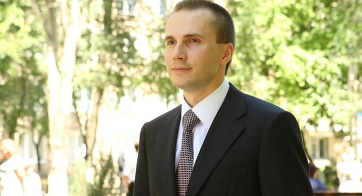 С углем на выход: семьи Януковича и Гуменюк продают Донбассэнерго