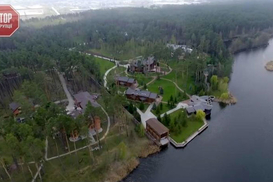 Журналисты показали дворец оппозиционера Колесникова под Киевом