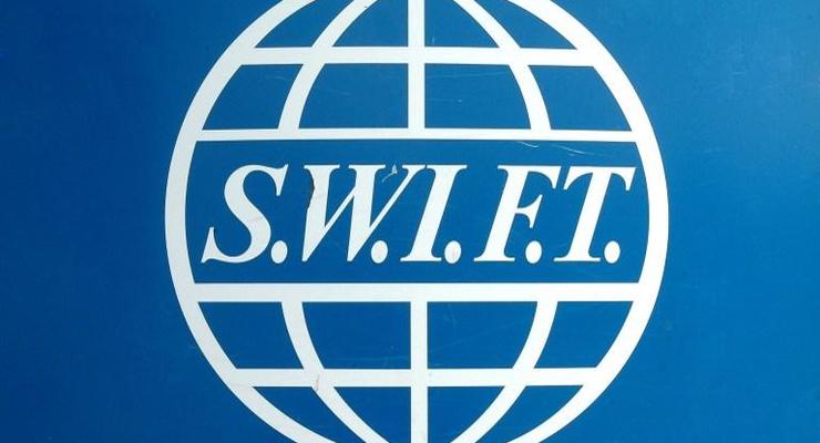Межбанковская система SWIFT предупредила клиентов о киберинцидентах