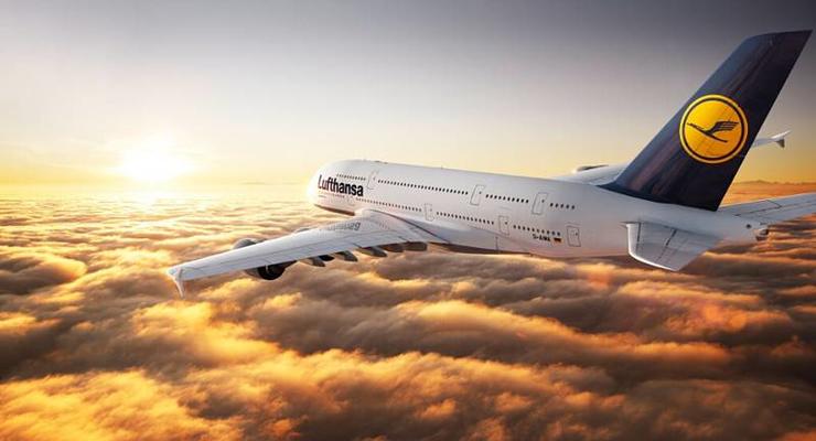 Lufthansa отменяет рейсы в аэропортах Германии